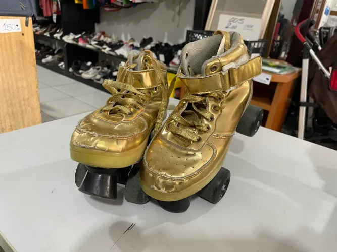 Patins Infantil de 4 Rodas Dourado