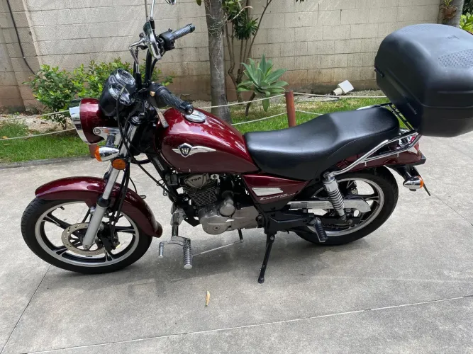 Vendo Chopper Road em ótimo estado de conservação!