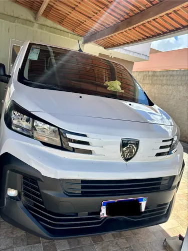 Peugeot Expert Cargo 2.2 Turbo Diesel 2026