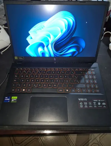 Acer Nitro V15 - 32GB DDR5 - i9-13900h - RTX 4060 - 512GB SSD NVME