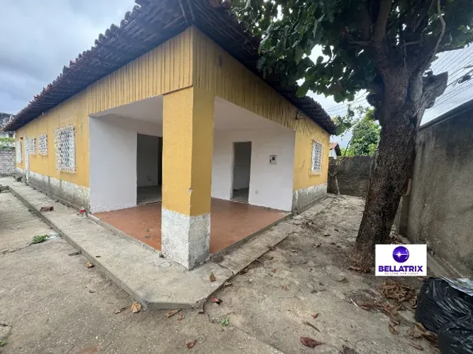 VENDE-SE CASA NO BAIRRO DE FÁTIMA (ZONA LESTE) - TERESINA (PI)