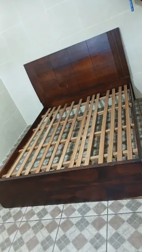 Cama de casal queen size