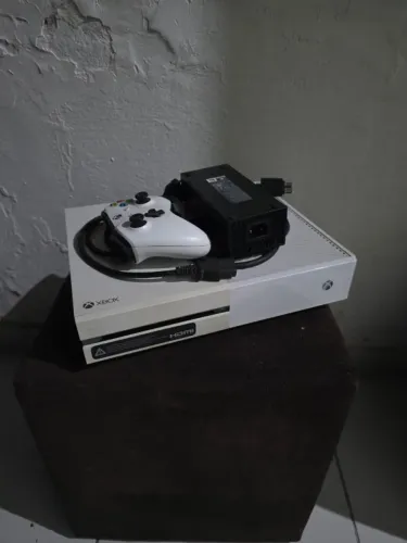 Xbox One FAT 1TB funcionando perfeitamente