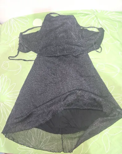 Vestidinho Preto Brilhante Alças Reguláveis 