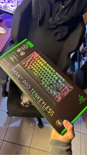 Teclado Razer Huntsman V3 PRO Tenkeyless