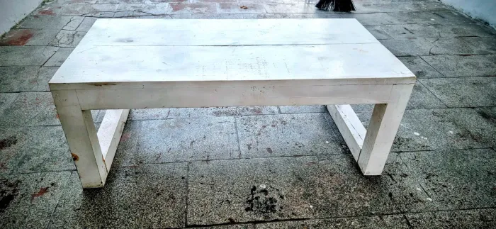 Mesa de centro em pinus 
