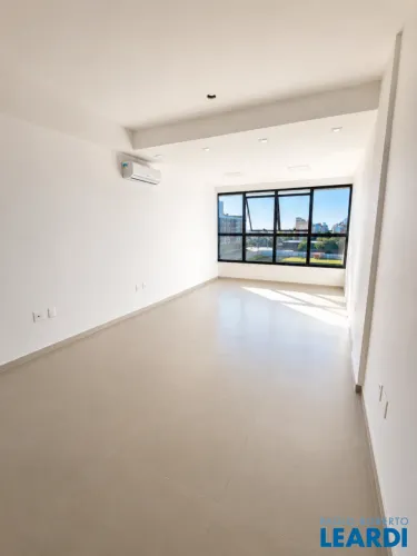 COMERCIAL - JURERÊ INTERNACIONAL - SC