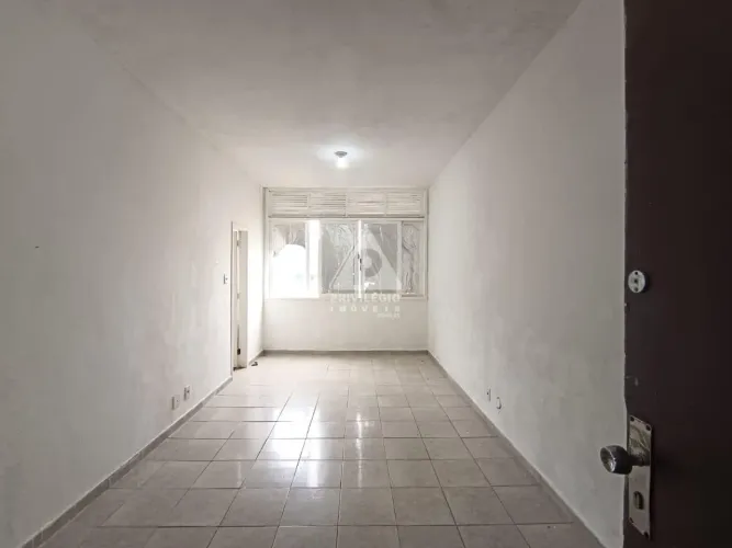 Conjugado Residencial à venda em Laranjeiras, RJ Financiamento Aceito