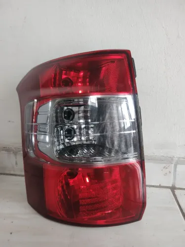 Lanterna traseira original GM Montana