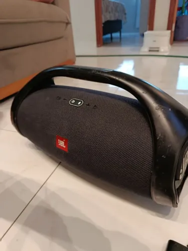 JBL bombox 2