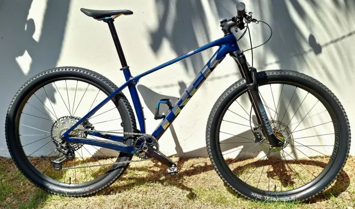 Bicicleta Trek Procaliber 9.6 Tamanho M Seminova c/ Upgrades e NF - Carbono IsoSpeed