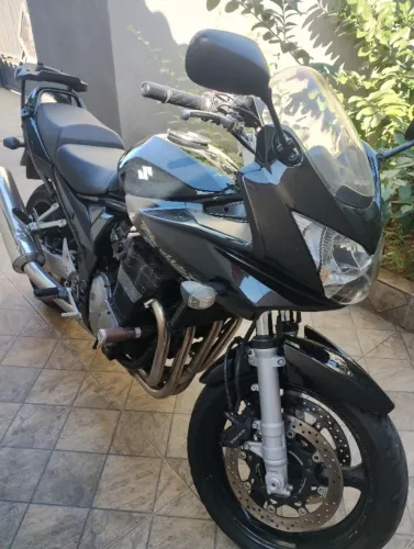 Bandit 1200S 2008 - 3o dono, manual e chave reserva