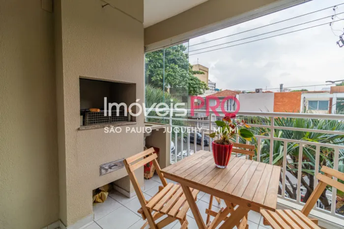 Apartamento à venda ou locação em Moema