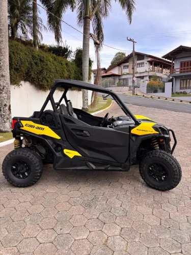 Can-Am Maverick Trail 800