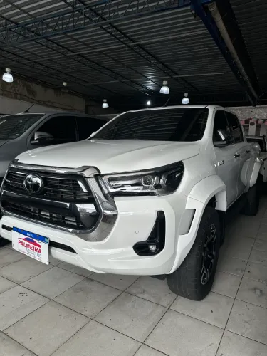Toyota Hilux CD SRX 4X4 2.8 TDI 16V Diesel Aut. 2024