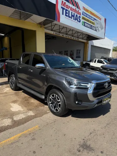 Toyota Hilux CD SRV 4X4 2.8 TDI Diesel Aut. 2025