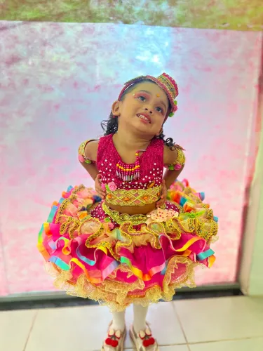 Roupa de quadrilha infantil
