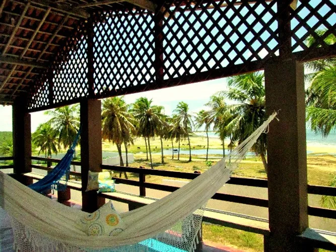 Casa à beira mar "Beija Flor" em condominio com segurança