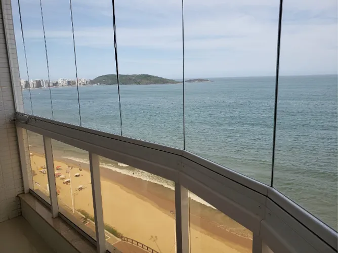 Apto Beira Mar.luxo,c/3 Qtos C/1suíte com Ar condicionado e 2 garagem