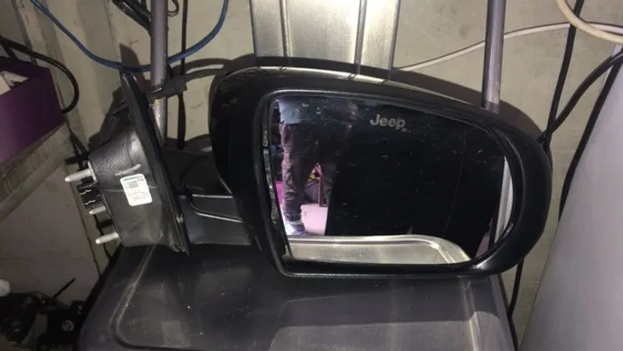 Compass 2020 retrovisor direito original semi novo elétrico com seta 