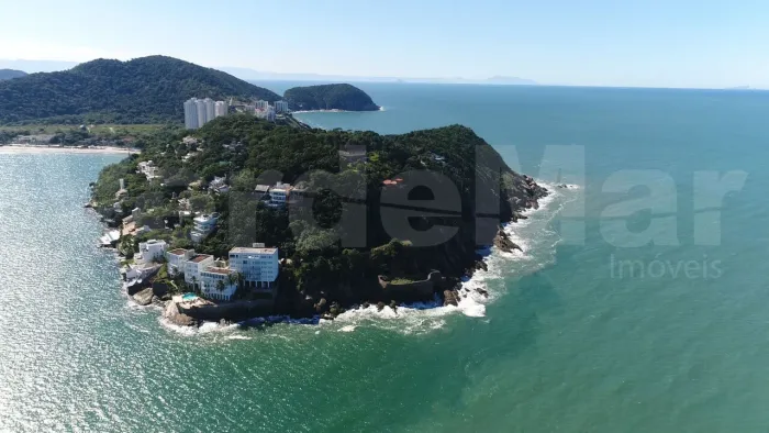 Terreno à venda no condomínio Península em Guarujá