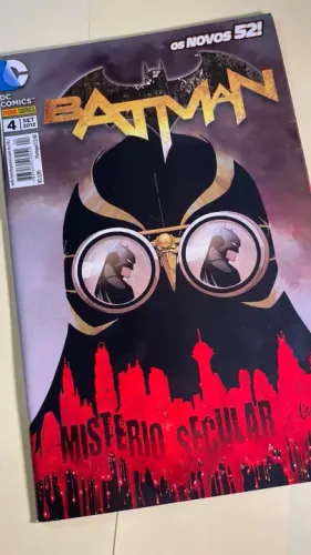 Batman Os Novos 52 - nr. 4 (Setembro 2012) - Batman Volume 4 - capa mole revista mensal