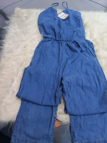 Macacão e vestido longo
