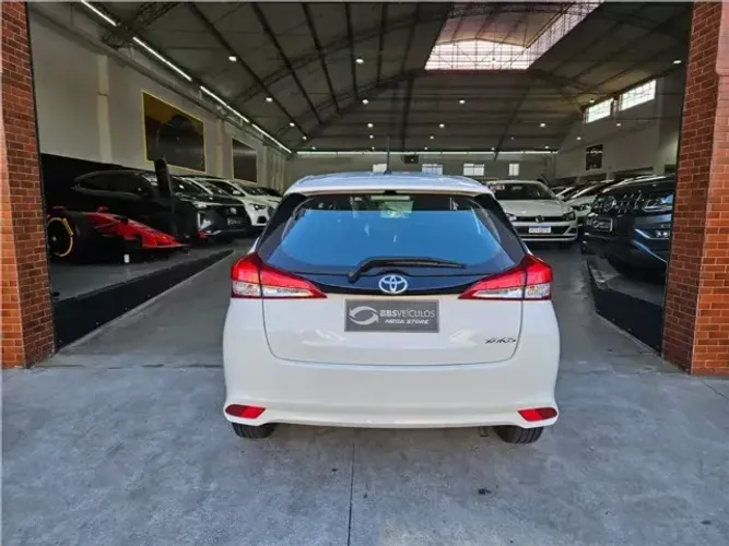 SUCATA TOYOTA YARIS 2024