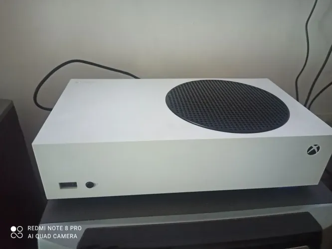 Xbox séries s 2 controles carregador de base e HD SSD de 500 gigas externo