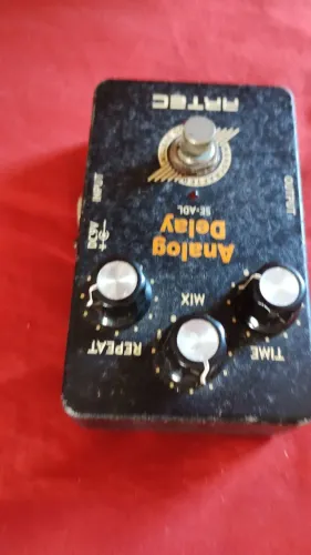 Pedal Delay Analógico Arte - Aceito Troca