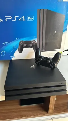 PS4 pro 1tb 4K zerado