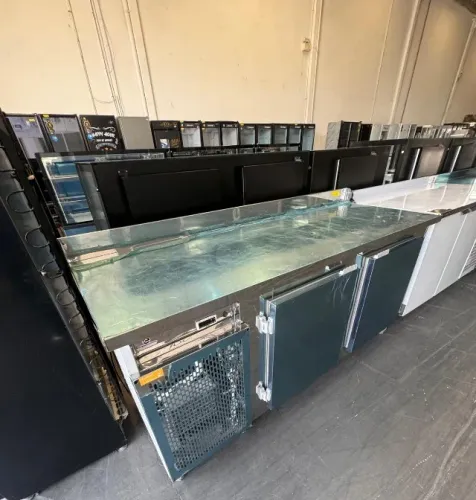 Balcão de serviço refrigerado 2 portas medindo1,90m Mostruário 