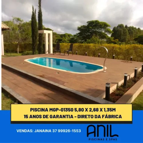 Ja - Piscina 5,80 x 2,68 x 1,35 oval de fibra