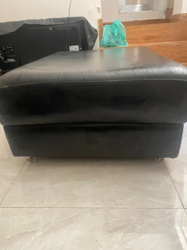 Sofá em couro 4 lugares 