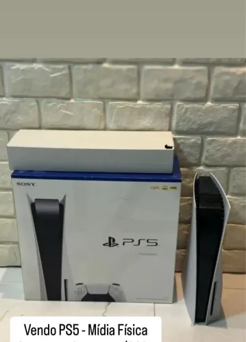 PlayStation 5 - Edição com Leitor (Mídia Física) - R$ 3.300