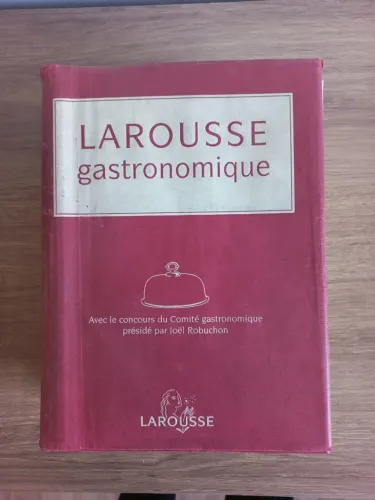 Livro Larousse Gastronomique em francês