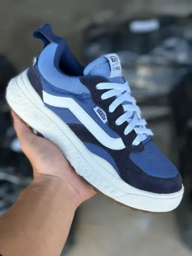 Tênis Vans Ultrarange - Azul com Branco