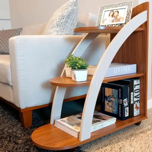 Mesa Lateral com Design Moderno e Funcional