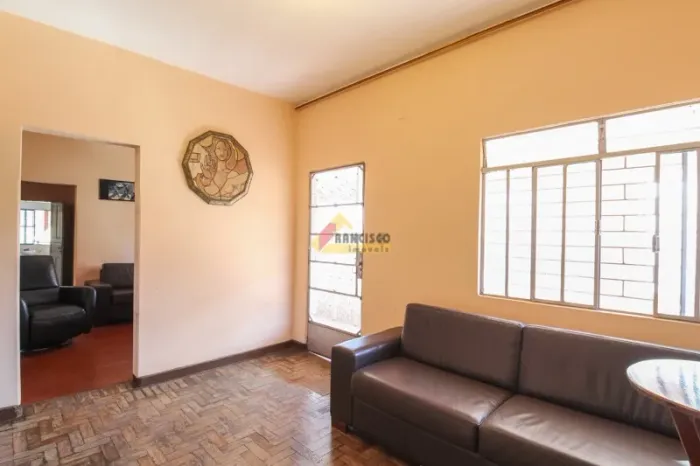 Casa à venda, 3 quartos, 1 suíte, 3 vagas, Porto Velho - Divinópolis/MG
