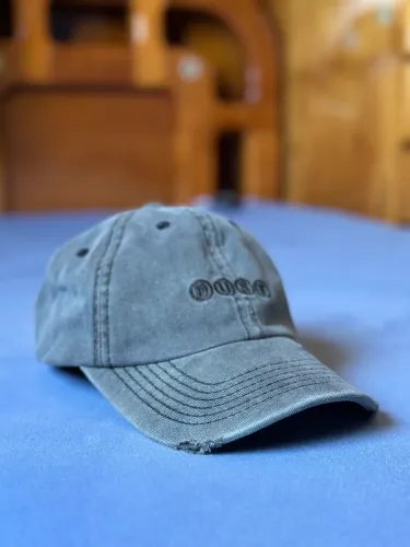 BONÉ DUST