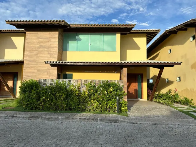Casa em condomínio na praia