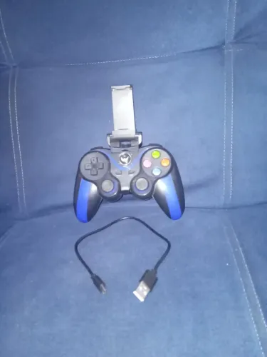 Controle para Celular com Suporte e Cabo
