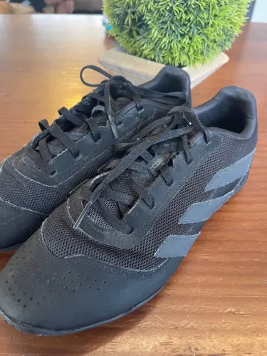 Tênis Adidas Predator