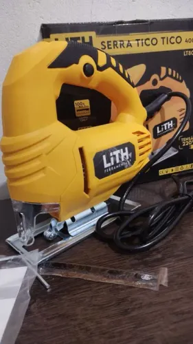 Serra tico tico 400w com lâmina de corte 220v 