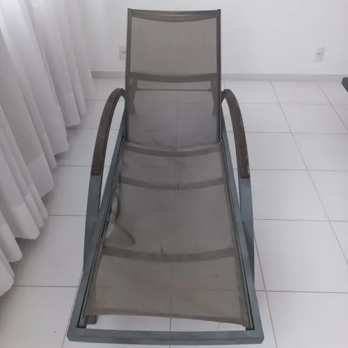 Cadeira de Descanso para Piscina ou Varanda