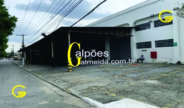 Galpão/Depósito/Armazém para aluguel possui 5272m² Jd Humaitá - São Paulo - Cabine primari
