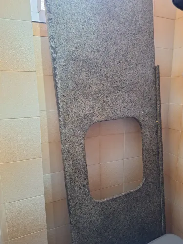 Bancada de pia em Granito 120cm