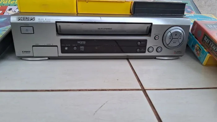  vídeo cassete  philips vr610 e fitas vhs