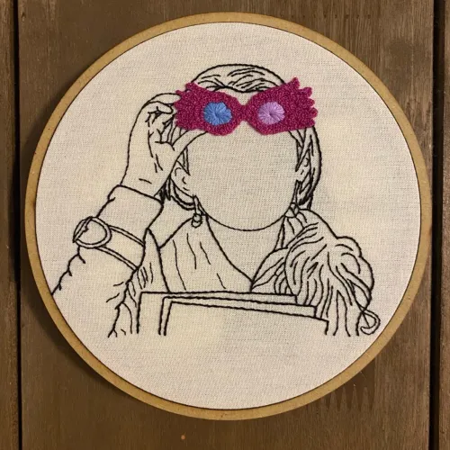 Quadro bordado Luna Lovegood - Harry potter