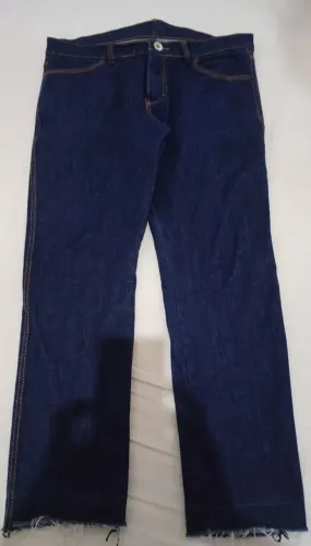 Calça masculina Jeans com Lycra Tam. 42 forma pequena
